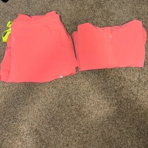 Women’s fig scrubs